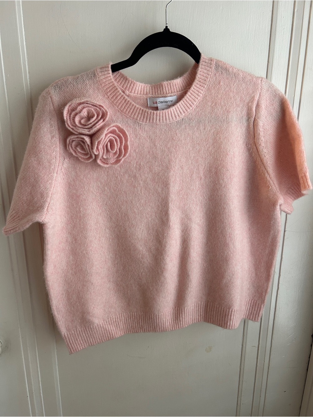 Liz Claiborne Pink Short-Sleeve Flower Appliqué Sweater Top